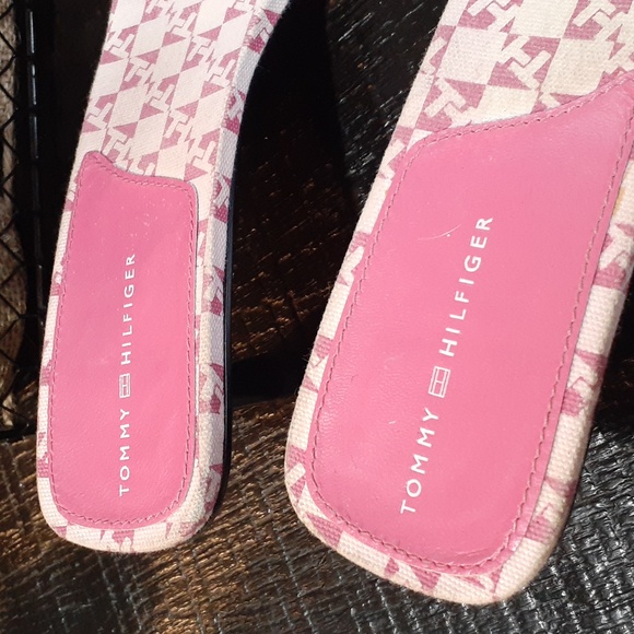 TOMMY HILFIGER HEELS - Picture 5 of 9